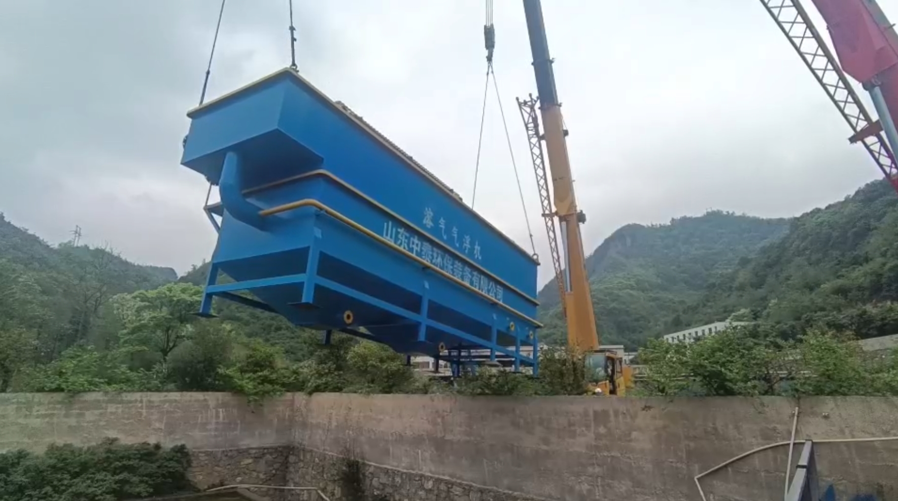 氣浮機，高效氣浮機，溶氣氣浮機，氣浮機安裝現(xiàn)場